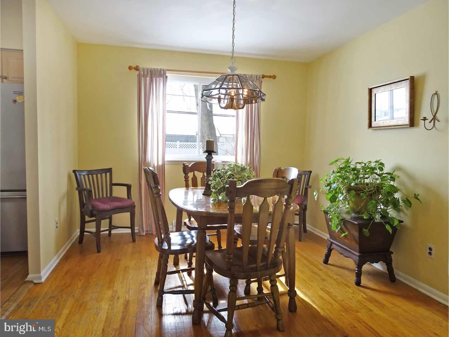 512 Kavanaugh Road Fairless Hills, PA 19030 - Photo 4 of 24 Dining Room