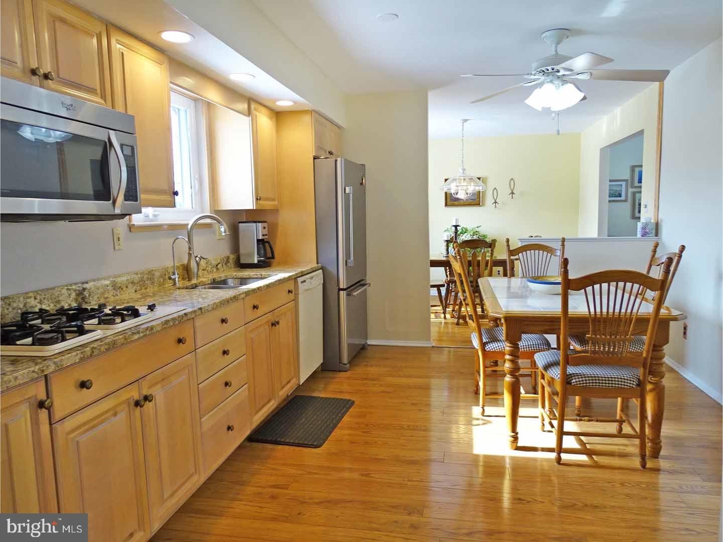512 Kavanaugh Road Fairless Hills, PA 19030 - Photo 6 of 24 Kitchen