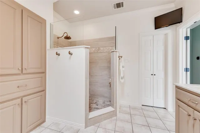 $729,900 | 801 Bent Tree Drive, Euless, TX 76039