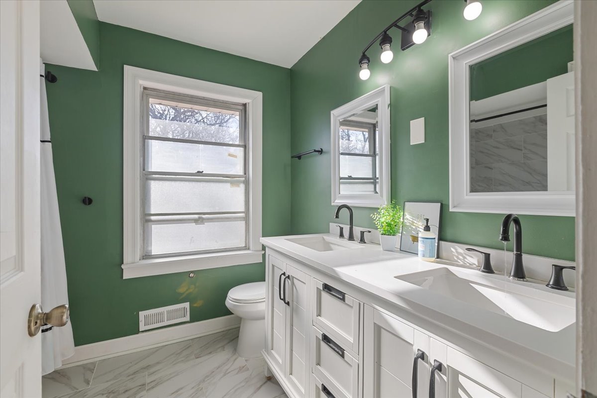 1700 West 103rd Street Chicago, IL 60643 - Photo 17 of 33