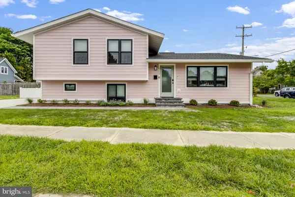 $1,200,000 | 509 West 4th Street, Lewes, DE 19958