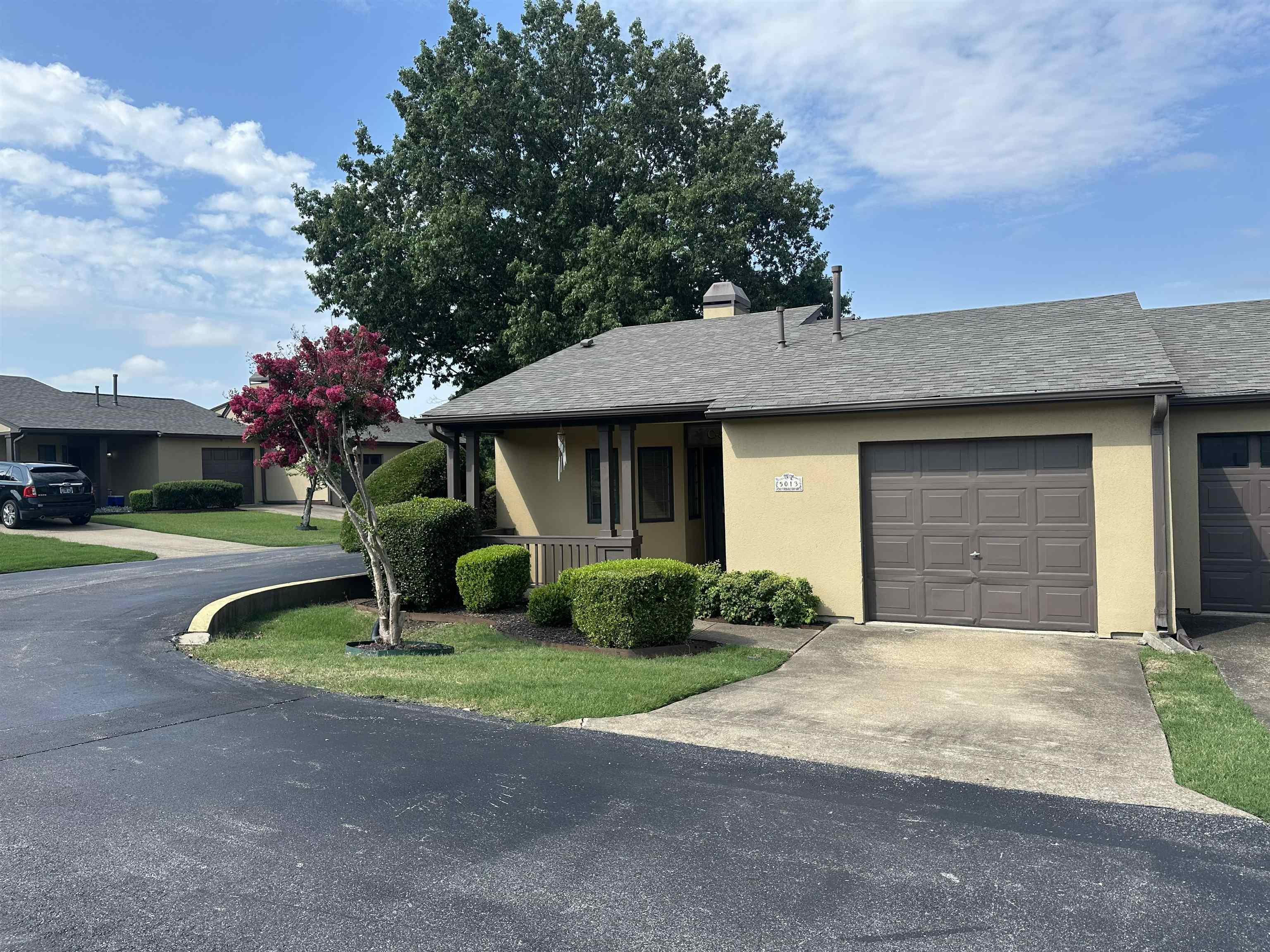 5013 Scheibler Road, Unit C5 Memphis, TN 38128 - Photo 2 of 7