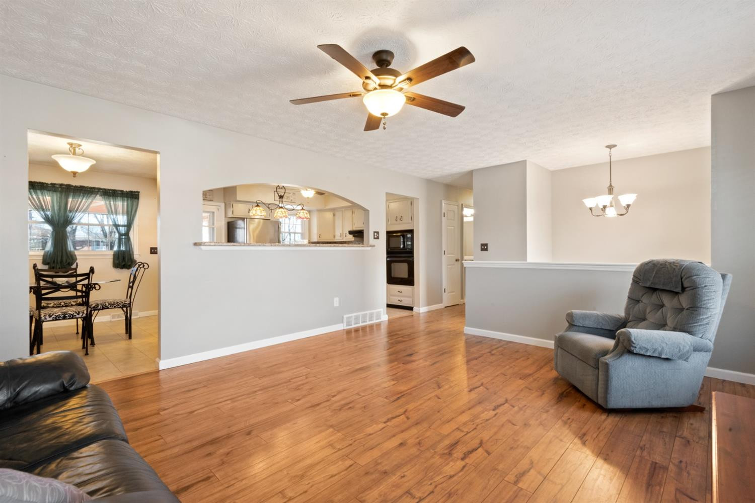 512 Retrac Road Lexington, KY 40503 - Photo 2 of 33 Photo 2