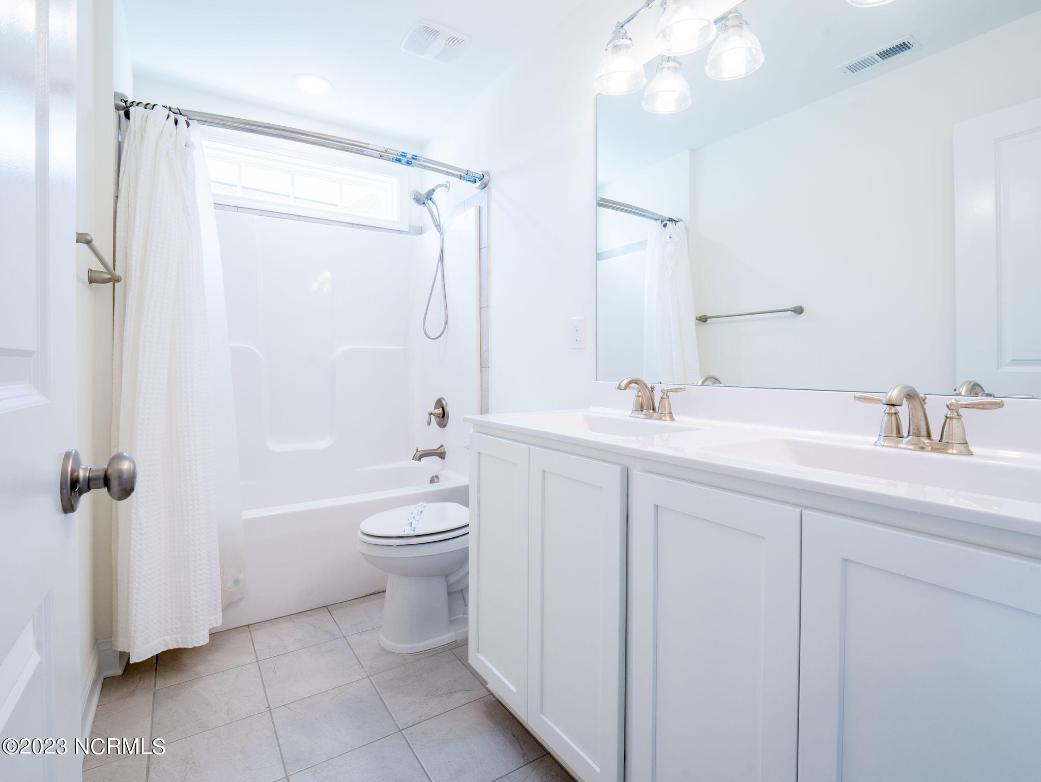 909 Needlerush Road Sneads Ferry, NC 28460 - Photo 24 of 42 22-web-or-mls-P3260420-HDR