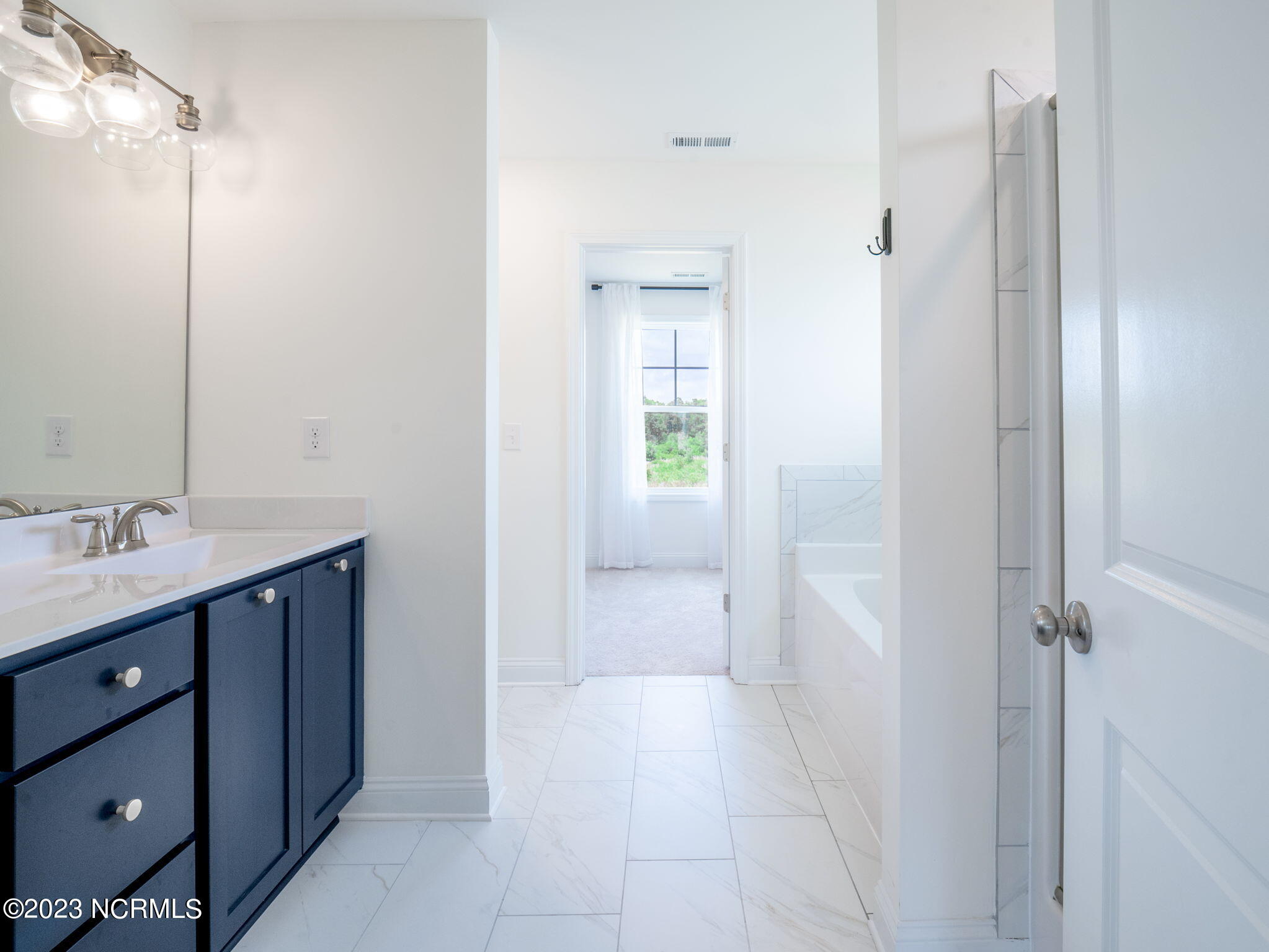 909 Needlerush Road Sneads Ferry, NC 28460 - Photo 32 of 42 29-web-or-mls-P3260385-HDR