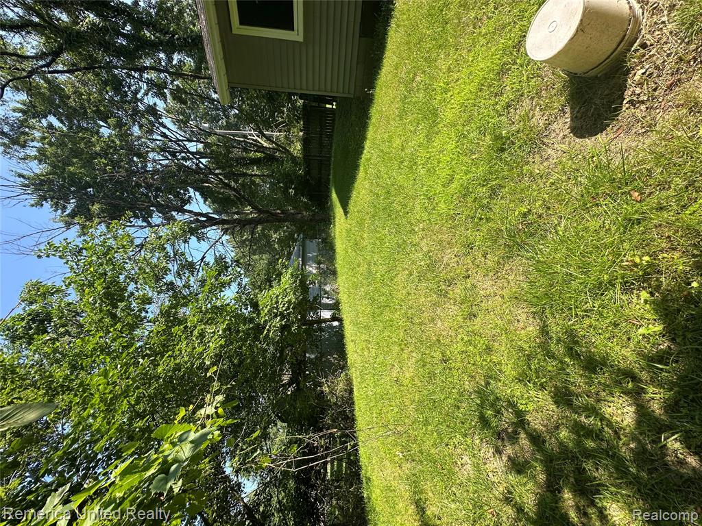 4550 West Allen Road Howell, MI 48855 - Photo 3 of 17