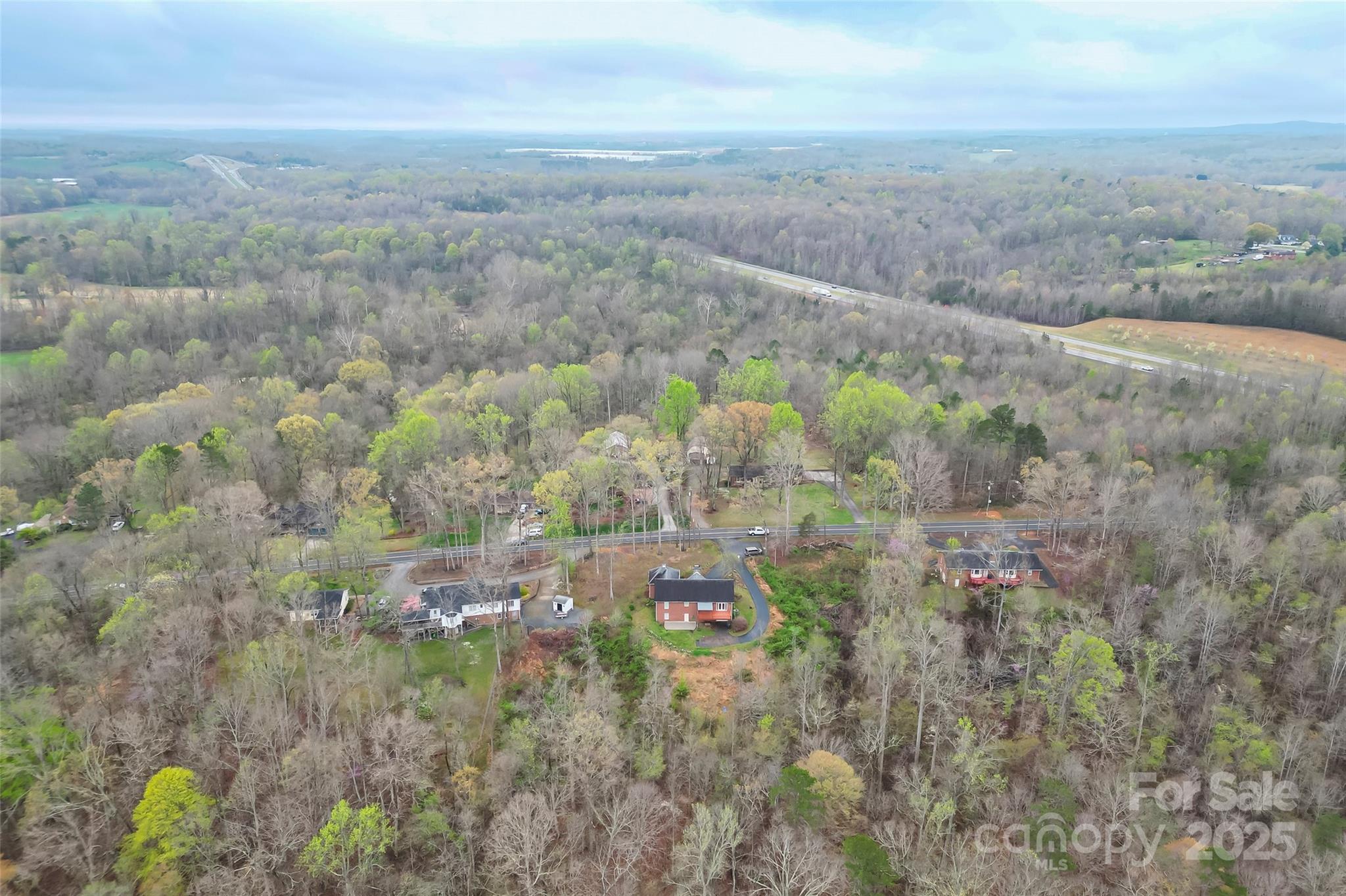 3772 Sandy Ford Road Hickory, NC 28602 - Photo 31 of 32 a view of city and mountain