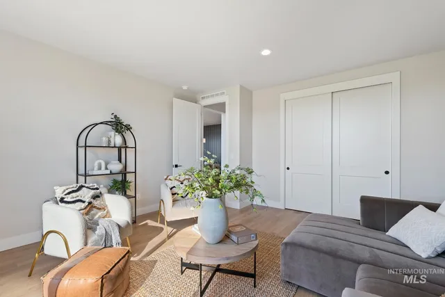 $999,900 | 8410 West Graye Street, Meridian, ID 83646