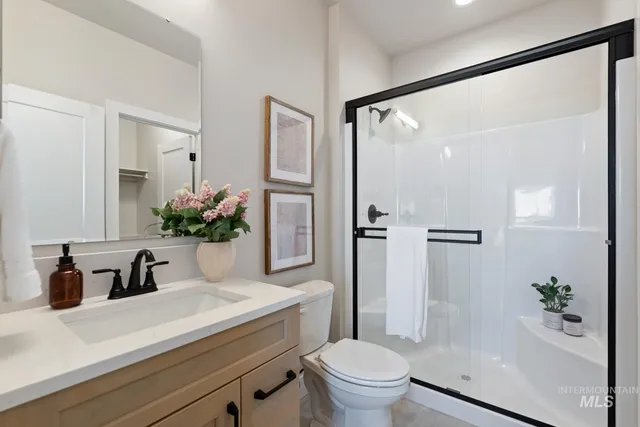 $999,900 | 8410 West Graye Street, Meridian, ID 83646