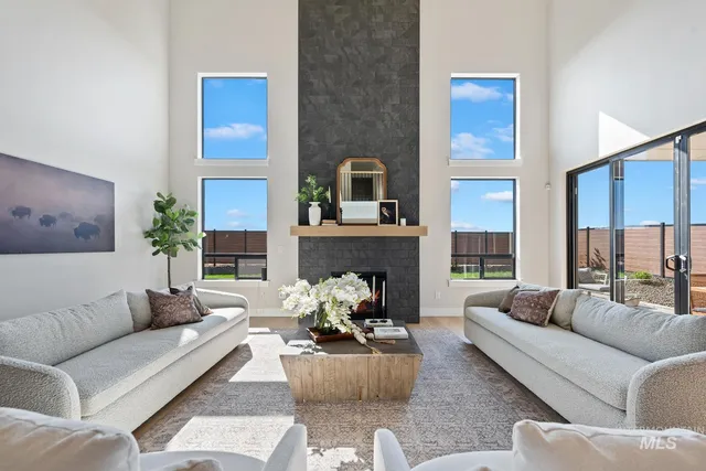 $999,900 | 8410 West Graye Street, Meridian, ID 83646