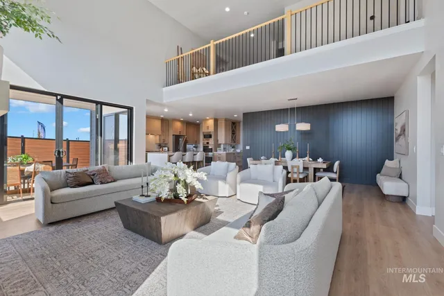 $999,900 | 8410 West Graye Street, Meridian, ID 83646