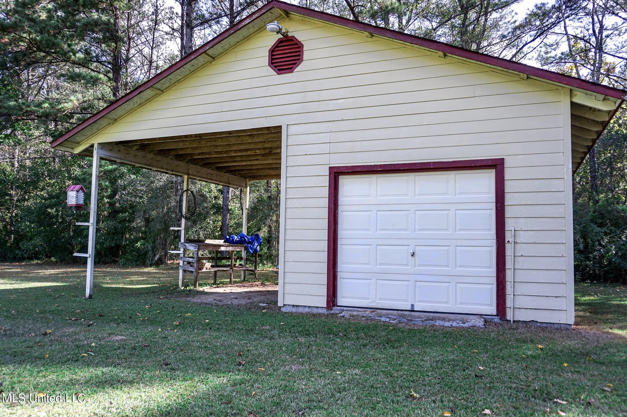 14300 Mt Pleasant Road Vancleave, MS 39565 - Photo 28 of 30 F1BC02F6-7A50-4455-A129-5CCA16817F38