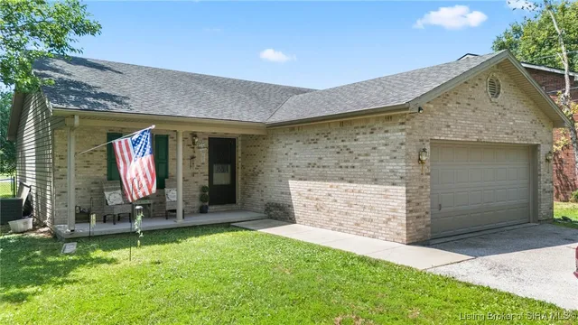 $199,900 | 533 Hanover Drive, Hanover, IN 47243