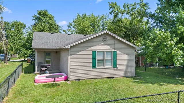 $199,900 | 533 Hanover Drive, Hanover, IN 47243