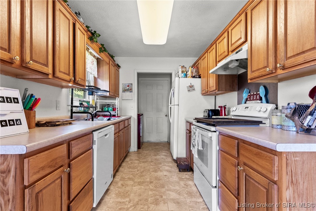 533 Hanover Drive Hanover, IN 47243 - Photo 6 of 21