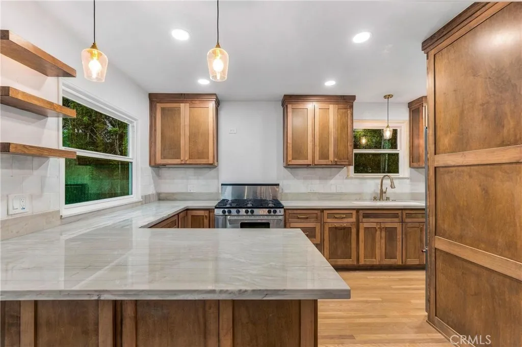 1770 Paloma Street Pasadena, CA 91104 - Photo 18 of 52 Gallery Image 18