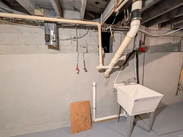 $129,900 | 123 East North Street, Portland, IN 47371