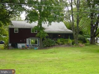 328 Upper Valley Road North Wales, PA 19454 - Photo 6 of 6 Gallery Image 6