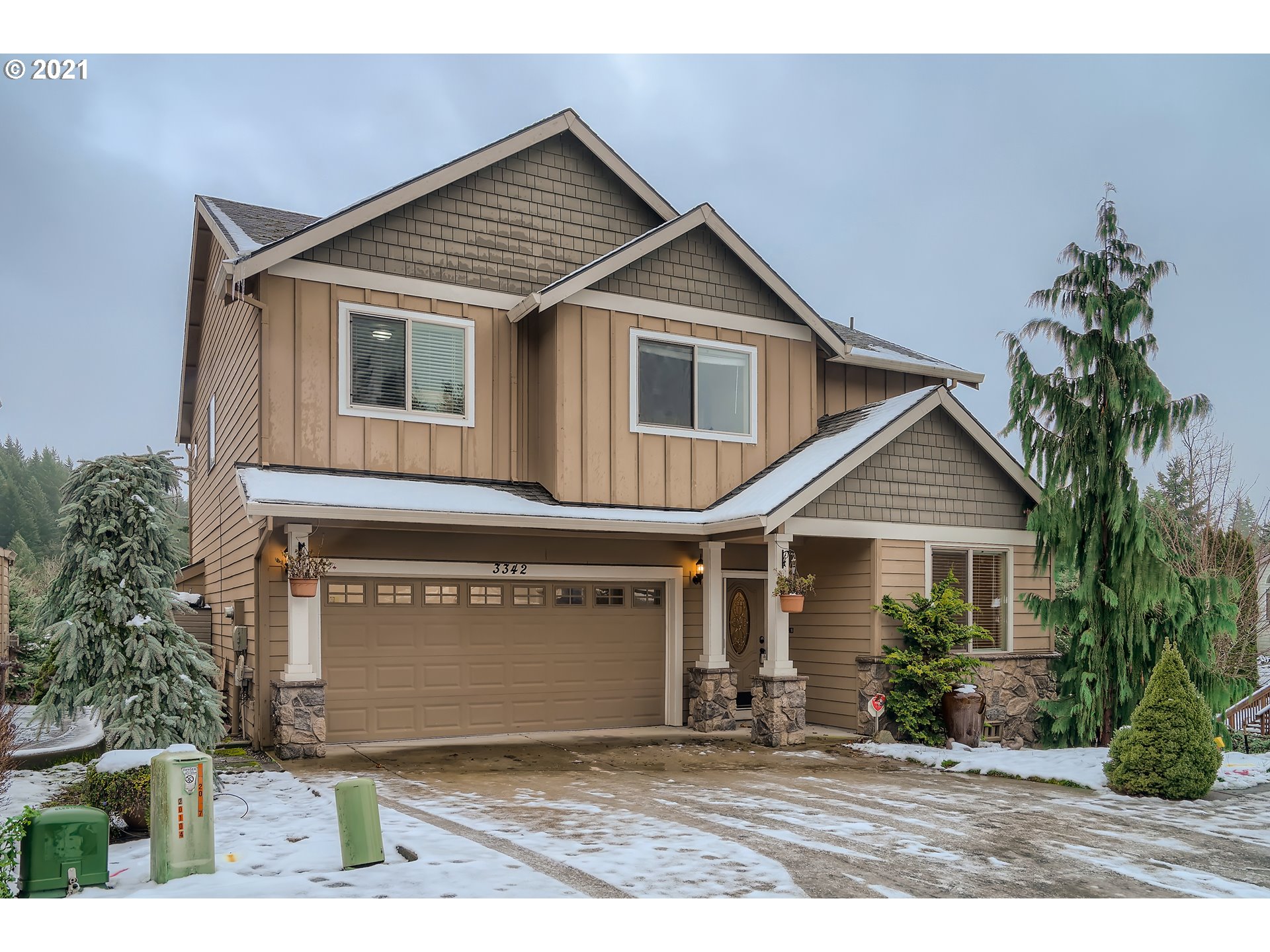 3342 Southwest Miller Place Gresham, OR 97080 - Photo 2 of 32 Gallery Image 2
