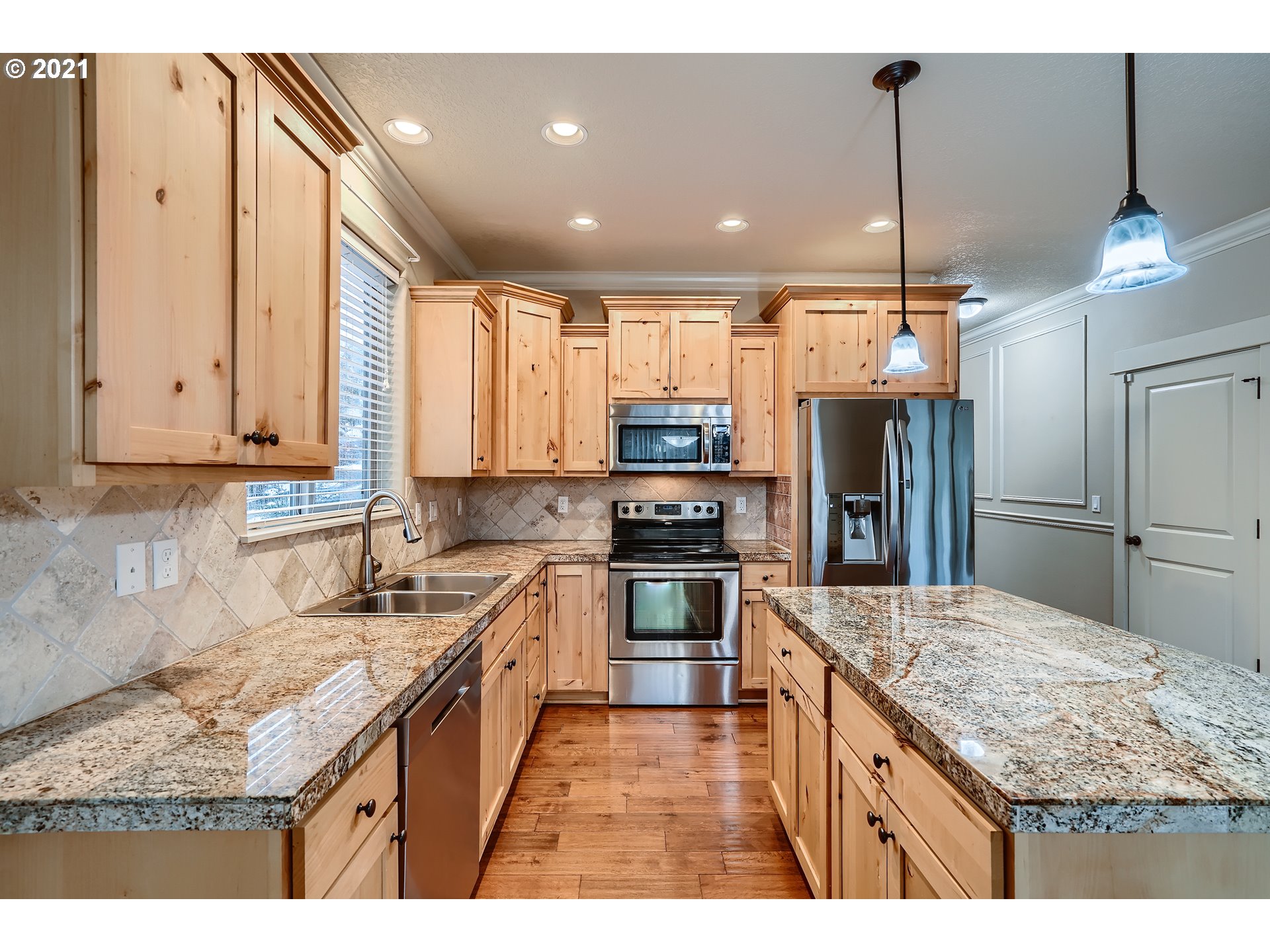 3342 Southwest Miller Place Gresham, OR 97080 - Photo 14 of 32 Gallery Image 14