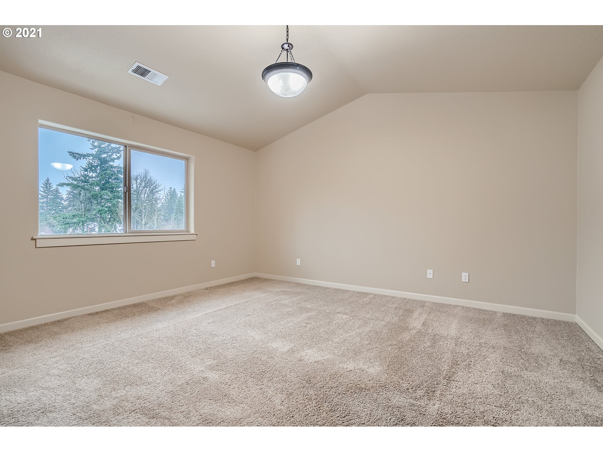 3342 Southwest Miller Place Gresham, OR 97080 - Photo 17 of 32 Gallery Image 17