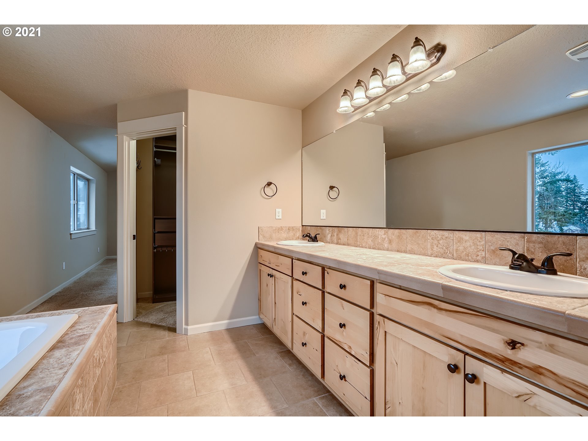 3342 Southwest Miller Place Gresham, OR 97080 - Photo 20 of 32 Gallery Image 20