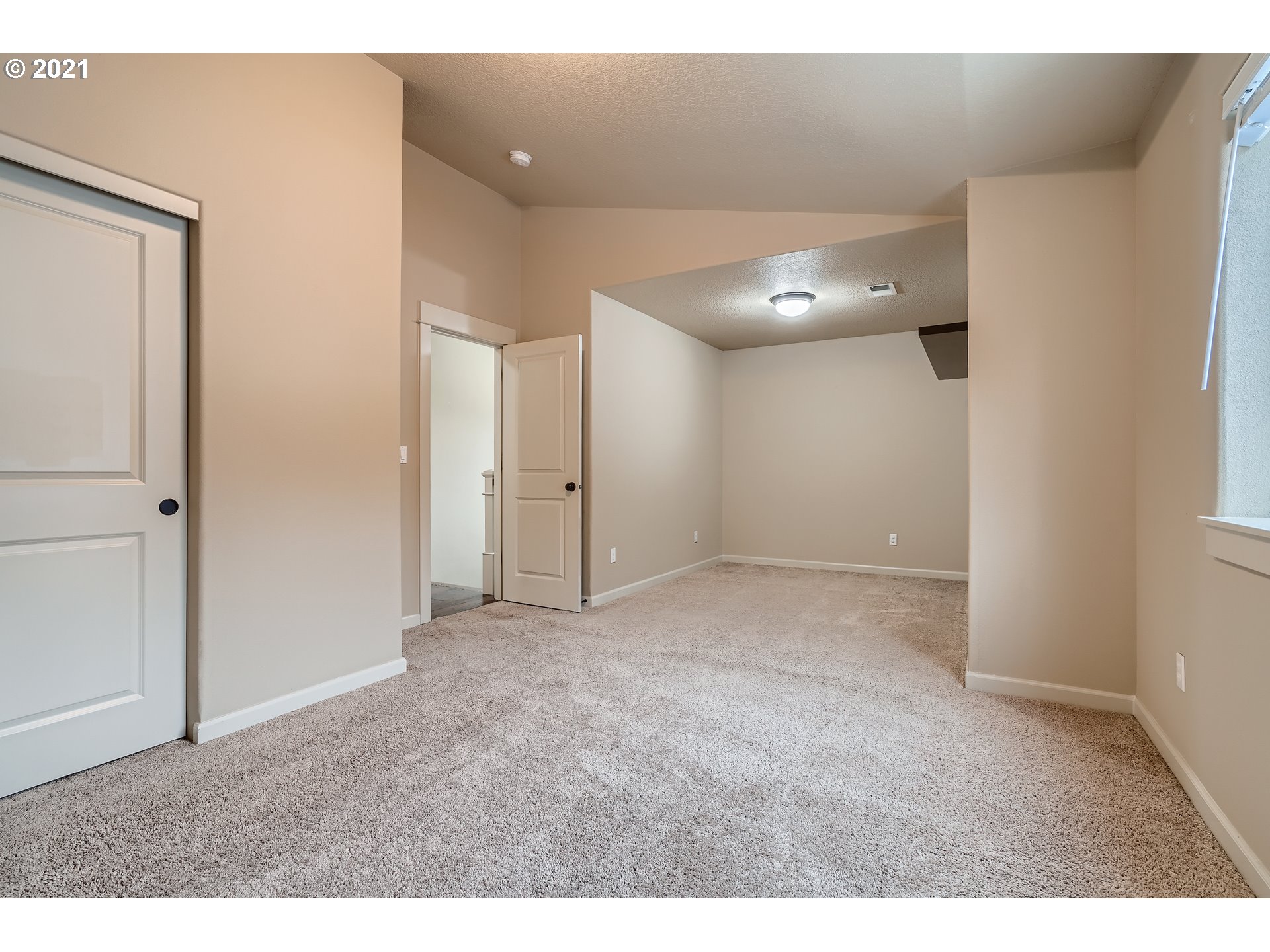 3342 Southwest Miller Place Gresham, OR 97080 - Photo 26 of 32 Gallery Image 26