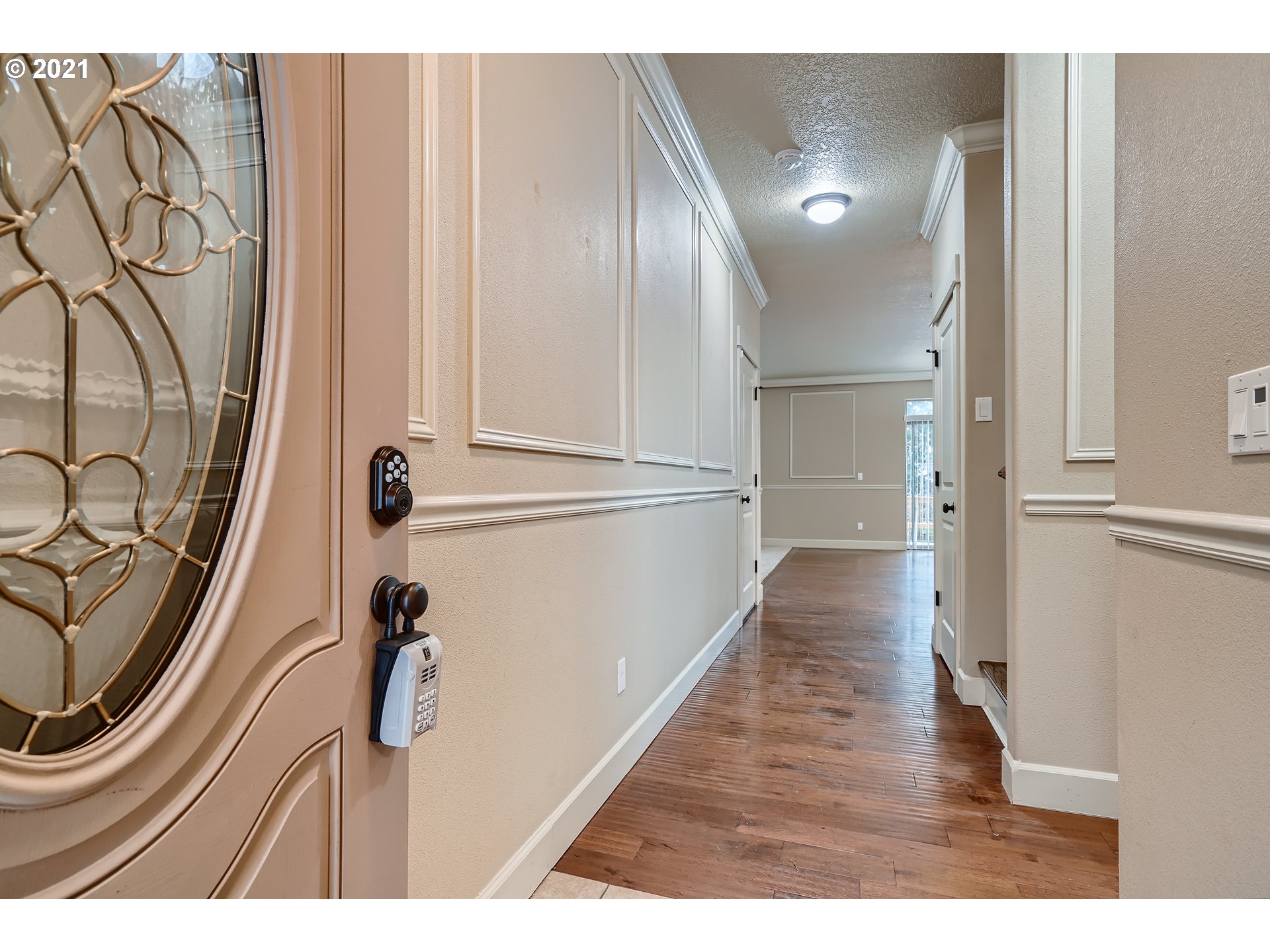 3342 Southwest Miller Place Gresham, OR 97080 - Photo 5 of 32 Gallery Image 5
