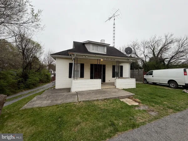 $1,200 | 731-2 Osborne Way, Martinsburg, WV 25401