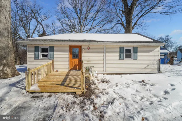 $280,000 | 11 Concord Avenue, Westville, NJ 08093