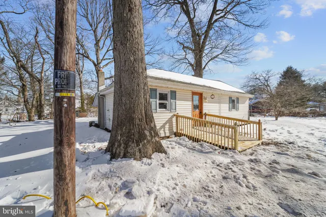 $280,000 | 11 Concord Avenue, Westville, NJ 08093