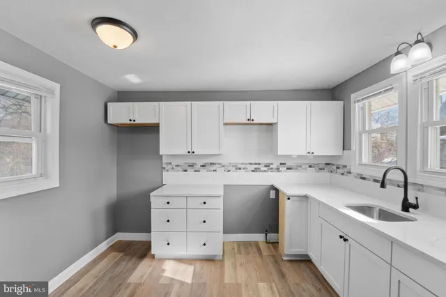 $280,000 | 11 Concord Avenue, Westville, NJ 08093