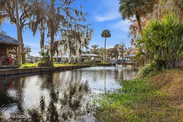 $165,000 | 143 South Lake George Drive, Georgetown, FL 32139