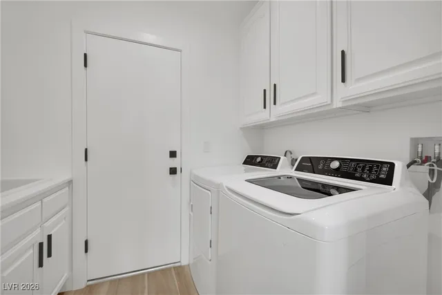 $3,000 | 9205 Spruce Mountain Way, Las Vegas, NV 89134