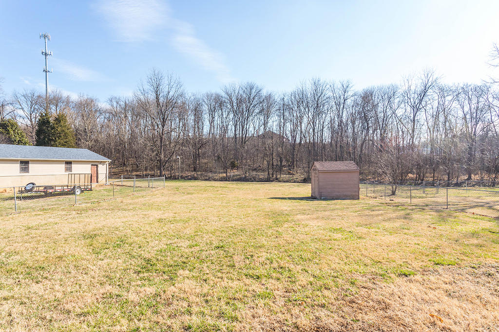 2053 Meadowbrook Road Northwest Roanoke, VA 24017 - Photo 27 of 32 DGA_5557