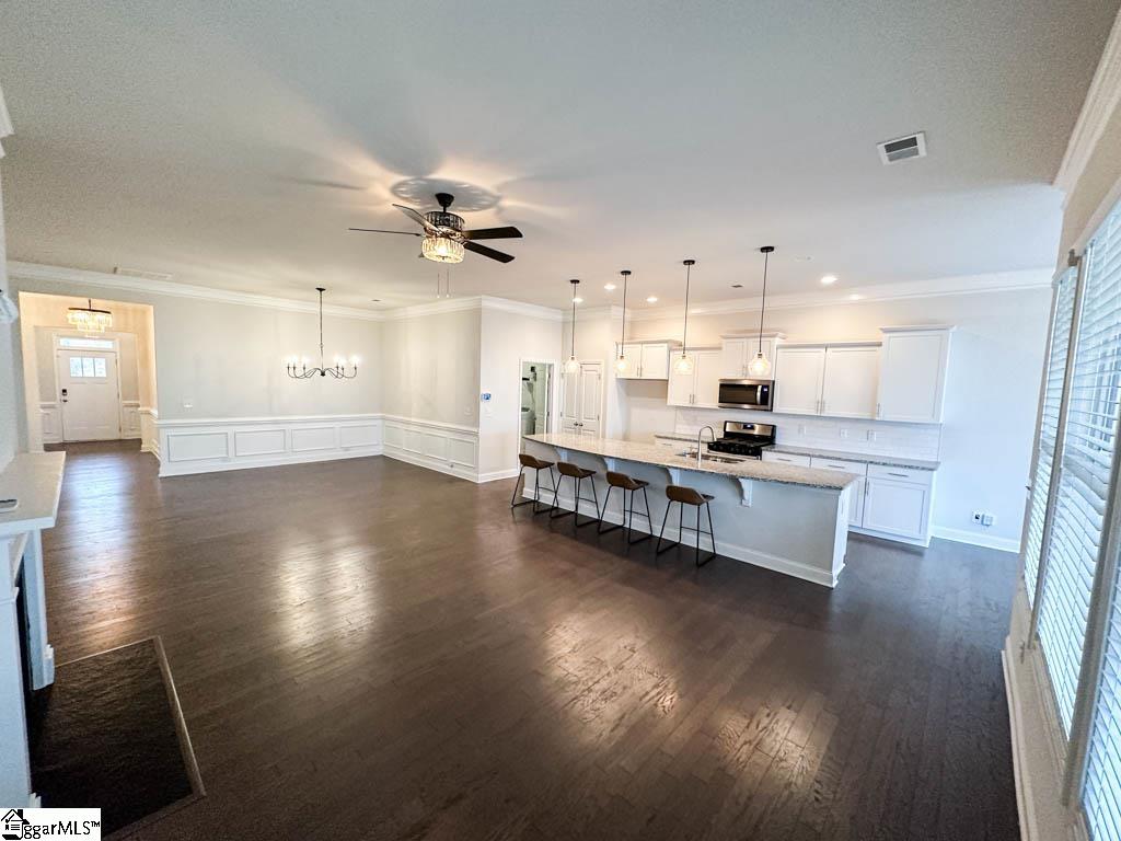 408 Wildflower Road Easley, SC 29642 - Photo 5 of 22