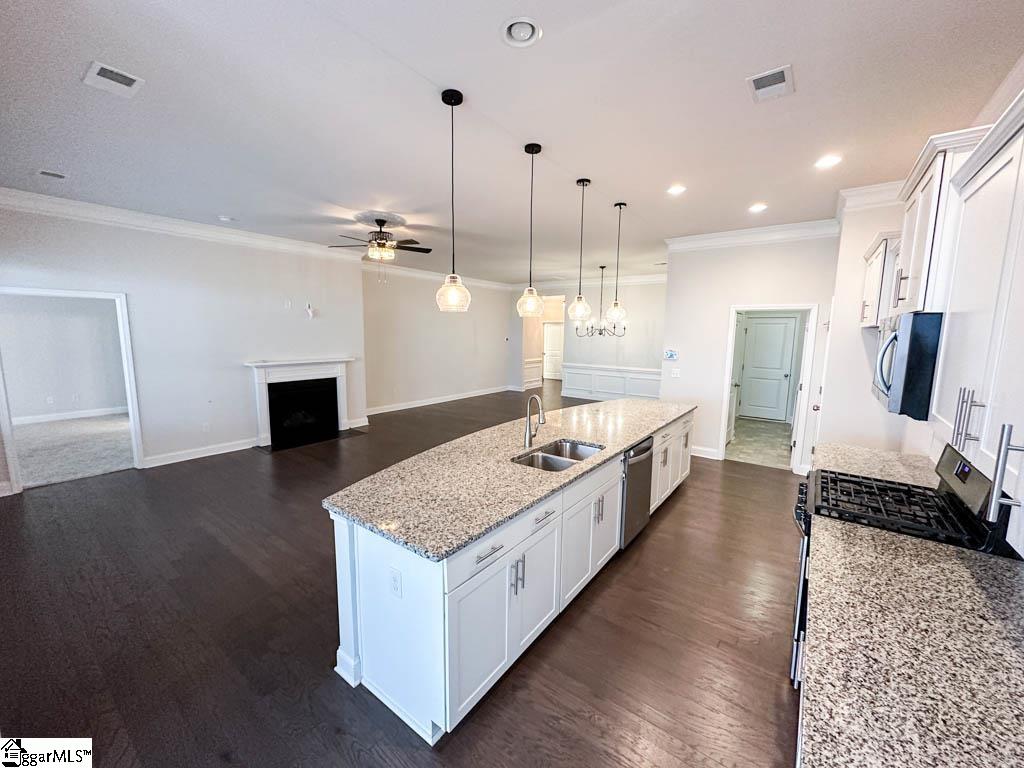 408 Wildflower Road Easley, SC 29642 - Photo 7 of 22