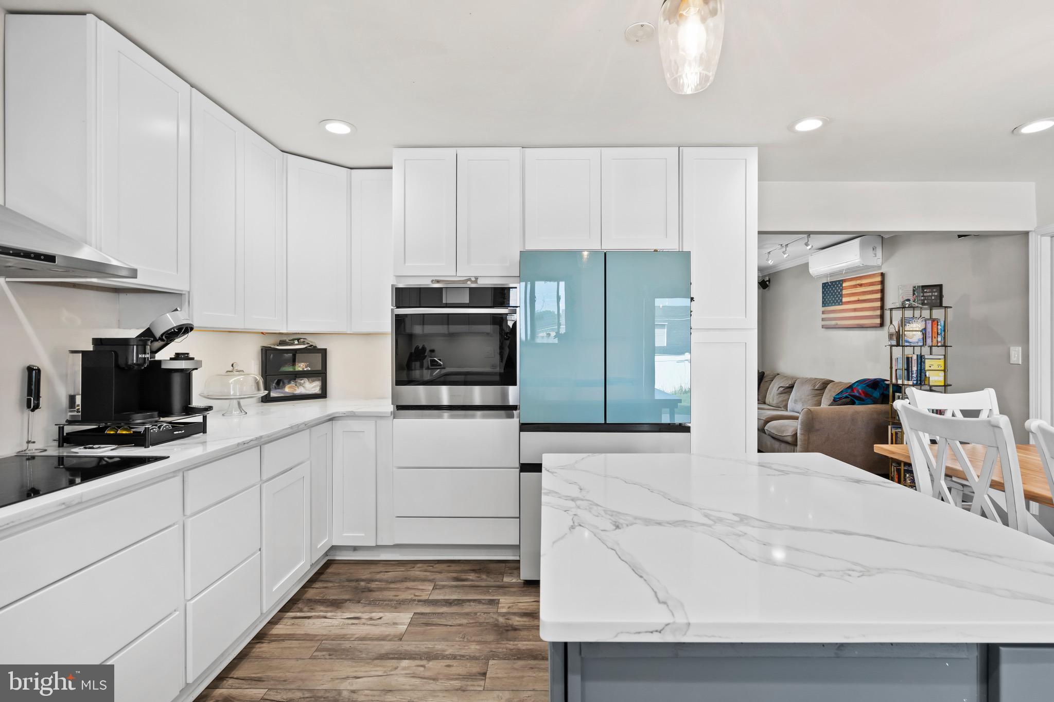 16 Canoebirch Road Levittown, PA 19057 - Photo 10 of 33