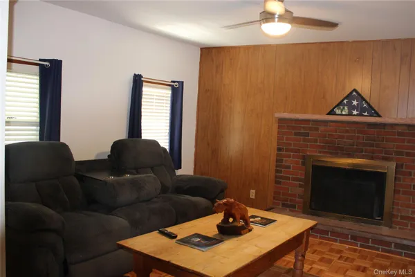 $300,000 | 163 Bower Road, Pleasant Valley, NY 12603