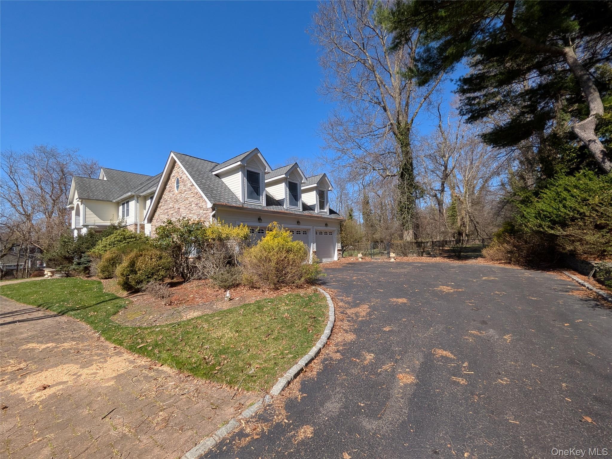 126 Old Field Road Setauket, NY 11733 - Photo 3 of 9
