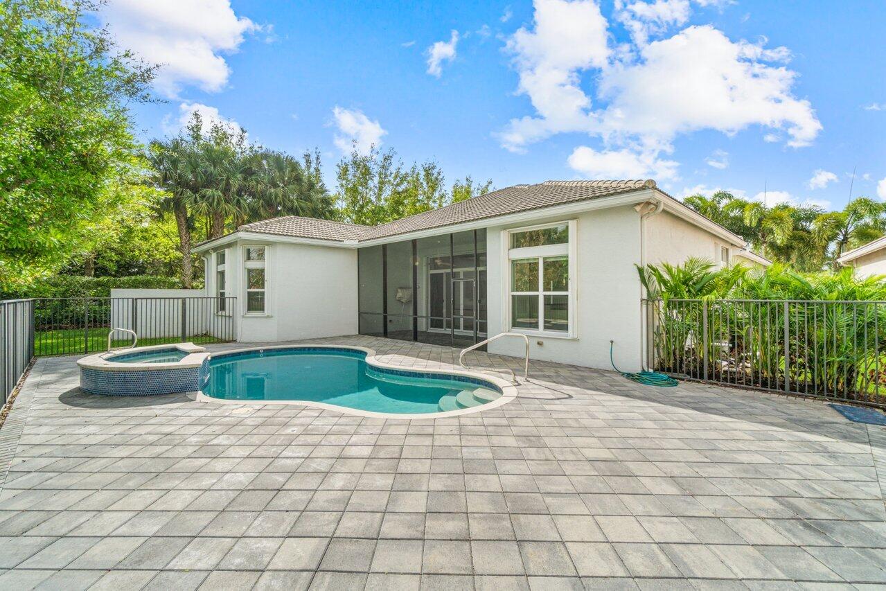 9039 Ribbons Ridge Point Boynton Beach, FL 33473 - Photo 28 of 51 Patio/Pool