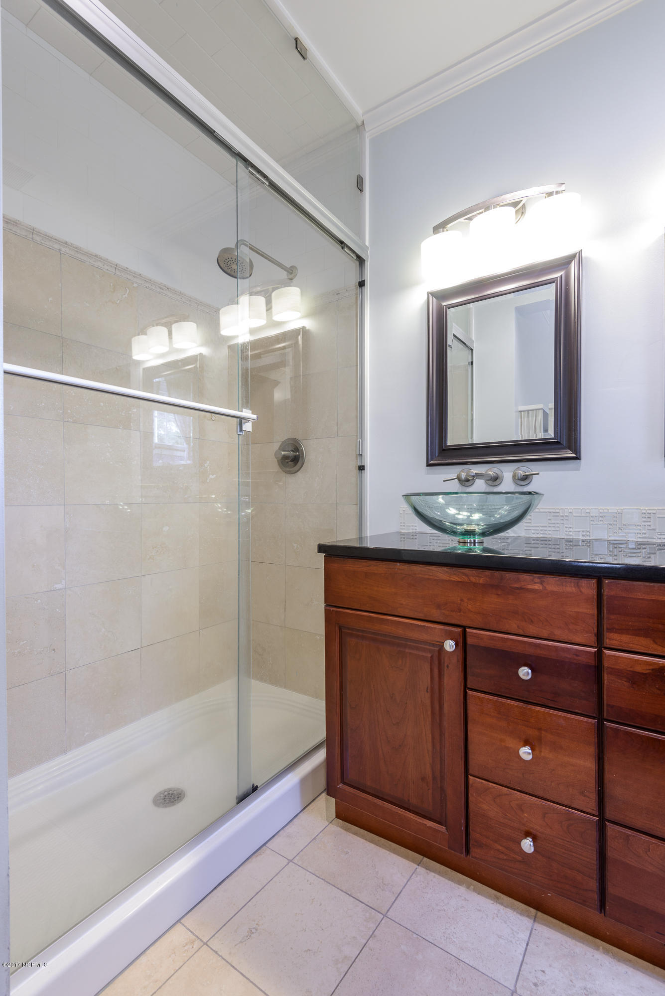 1100 West Rock Spring Road Greenville, NC 27858 - Photo 25 of 51 steam shower