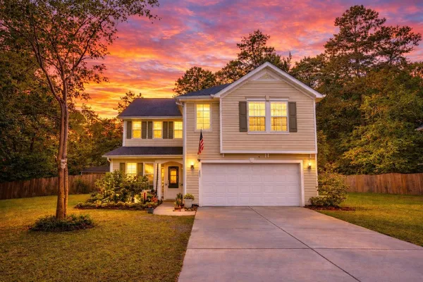 $389,900 | 813 Lecture Drive, Ladson, SC 29456