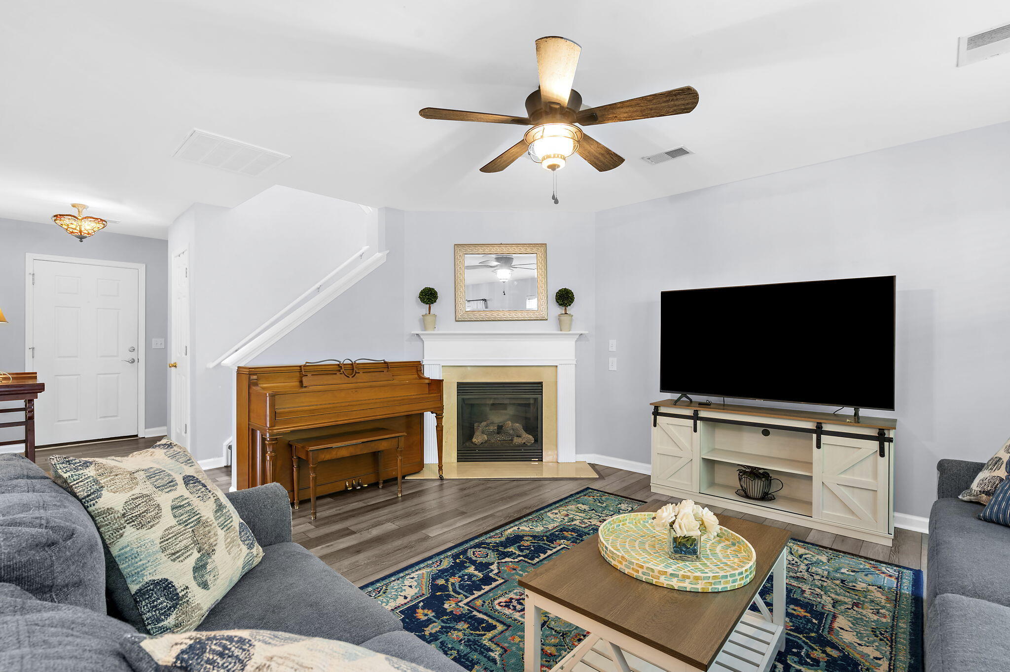 813 Lecture Drive Ladson, SC 29456 - Photo 9 of 47 9008