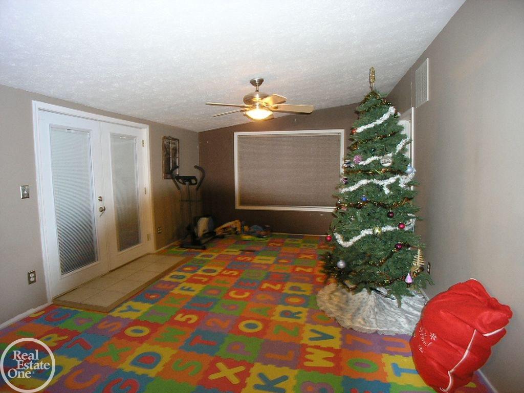 7560 Ravenswood Road Goodells, MI 48027 - Photo 13 of 36 31367615-12.JPG
