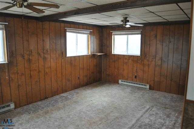 9809 Sparling Road Goodells, MI 48027 - Photo 4 of 18 31142042-3.JPG