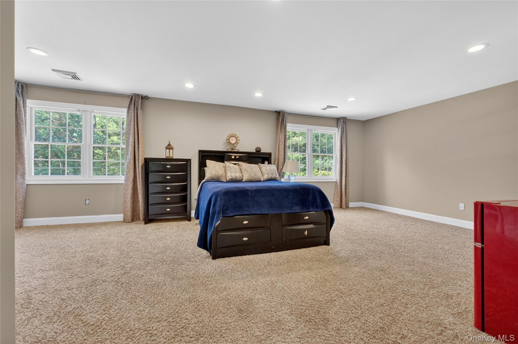 142 Hawleys Corners Road Highland, NY 12528 - Photo 18 of 43 Space for sitting area
