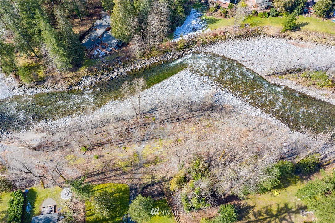 7715 Moon Valley Road Southeast North Bend, WA 98045 - Photo 3 of 25 Gallery Image 3