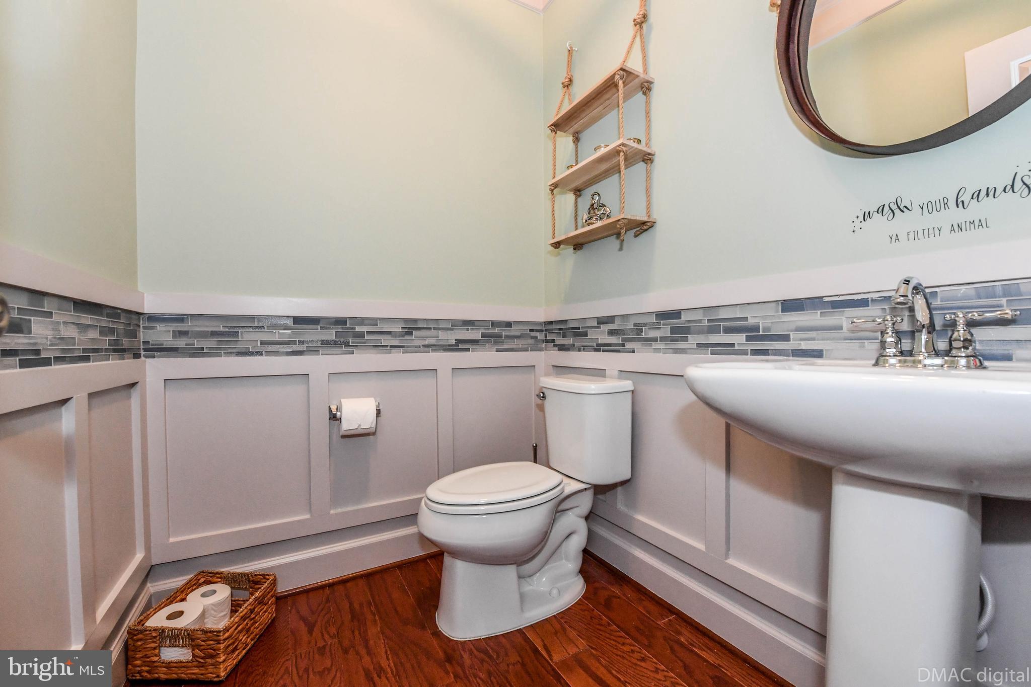 6860 East Shavano Road New Market, MD 21774 - Photo 11 of 45 Main floor powder room.