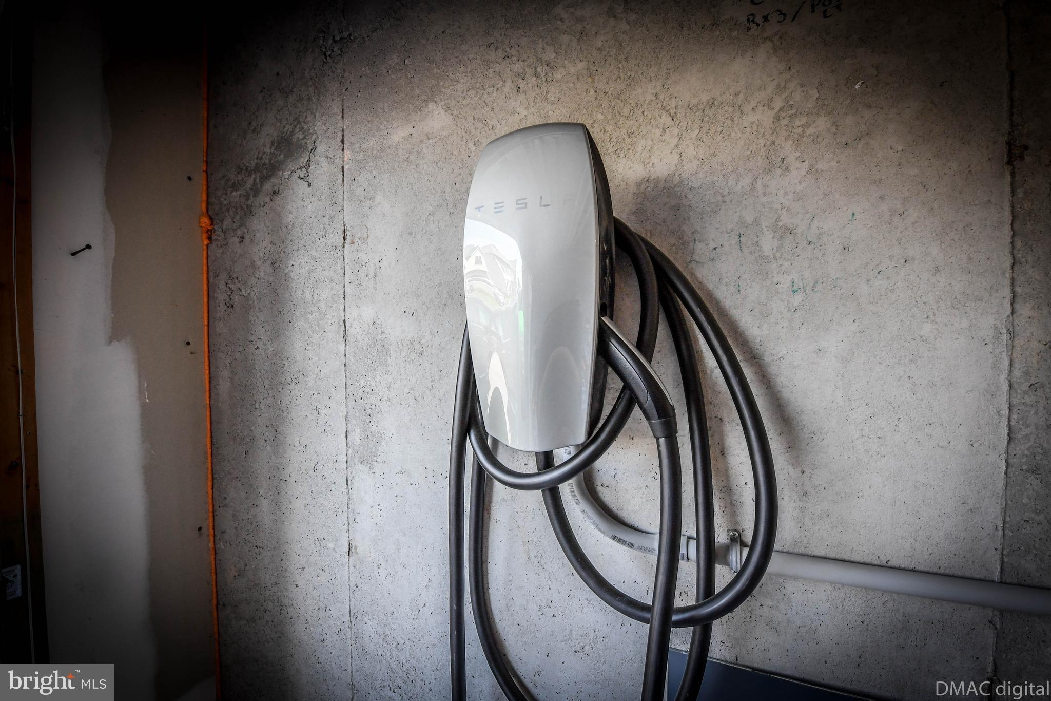 6860 East Shavano Road New Market, MD 21774 - Photo 33 of 45 Home already equipped with Tesla charger!